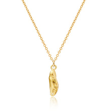Load image into Gallery viewer, Paradiso Crab Claw Necklace