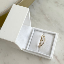 Load image into Gallery viewer, Twig Eternity Ring