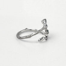 Load image into Gallery viewer, Willow Crossover Ring with Emeralds