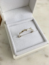 Load image into Gallery viewer, Willow Twig Contour Ring with Buds