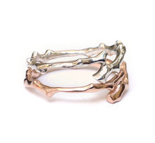 Load image into Gallery viewer, Twig Overlapping Band Ring in 9 carat gold