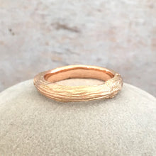 Load image into Gallery viewer, Twig wedding ring for men with woodgrain texture in 9 carat gold