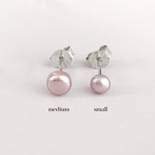 Load image into Gallery viewer, Freshwater Pearl Ear Studs - medium