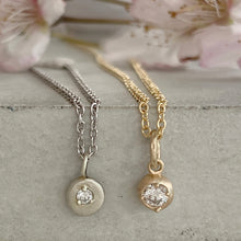 Load image into Gallery viewer, Molten Gold Pendant Necklace set with 1mm Diamond