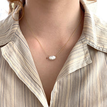Load image into Gallery viewer, Baroque Pearl Necklace on Yellow Gold Chain