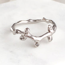 Load image into Gallery viewer, Twig Wedding Ring in 18 carat gold with 5 diamonds