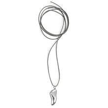 Load image into Gallery viewer, Paradiso Large Shell Fragment Cotton Cord Necklace
