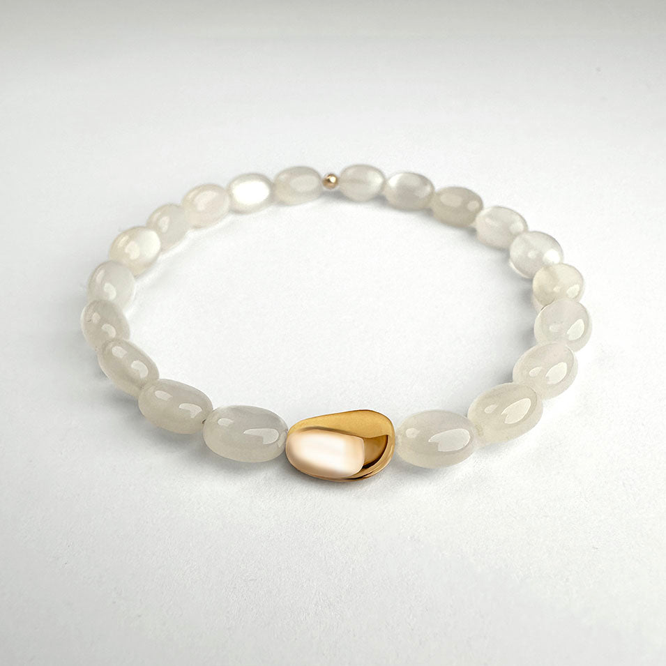 Paradiso Pebble Stretch Bracelet with White Moonstone