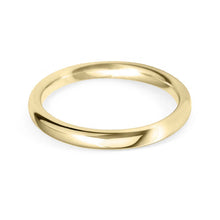 Load image into Gallery viewer, Classic Wedding Band in 18 carat gold - court shape 2.5mm
