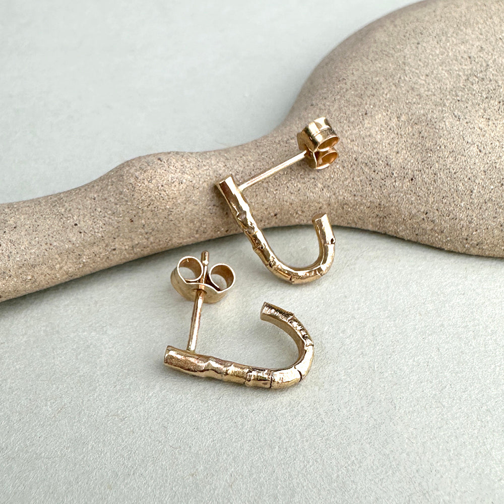 Hebe Twig Oval Hoop Earrings