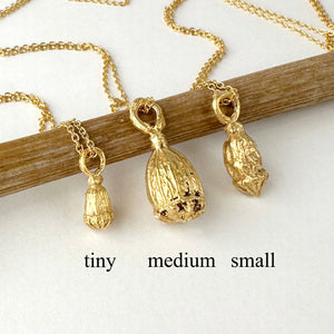 Poppy Seed Pod Pendant Necklace - Tiny