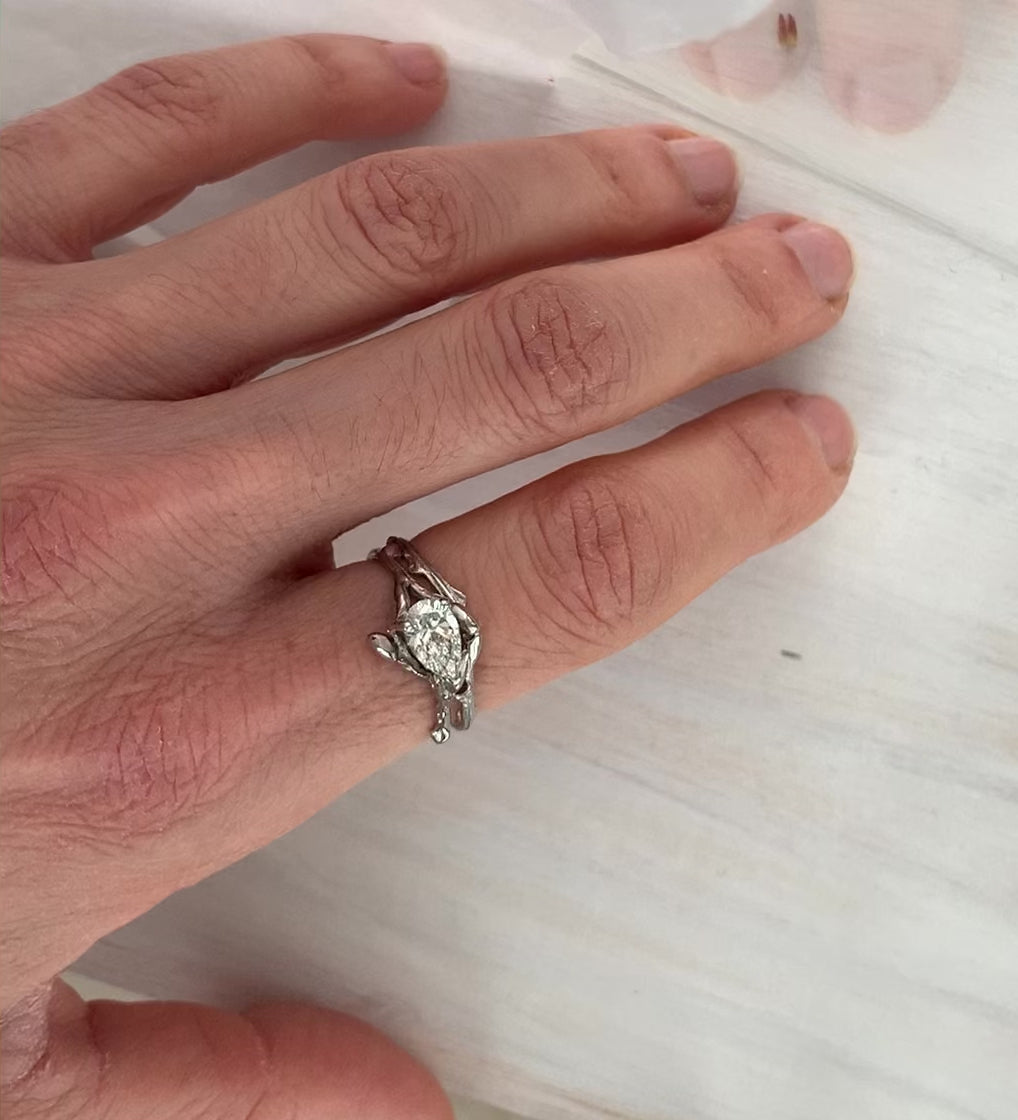 Willow Twig Engagement Ring in 18 carat Gold with Pear Cut Lab Grown Diamond