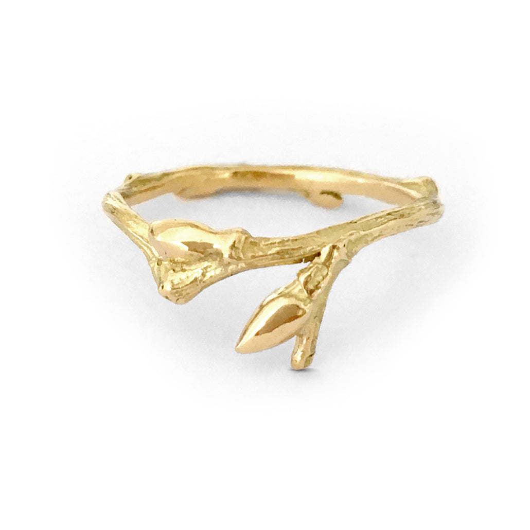 Willow Twig Ring in 18 carat gold