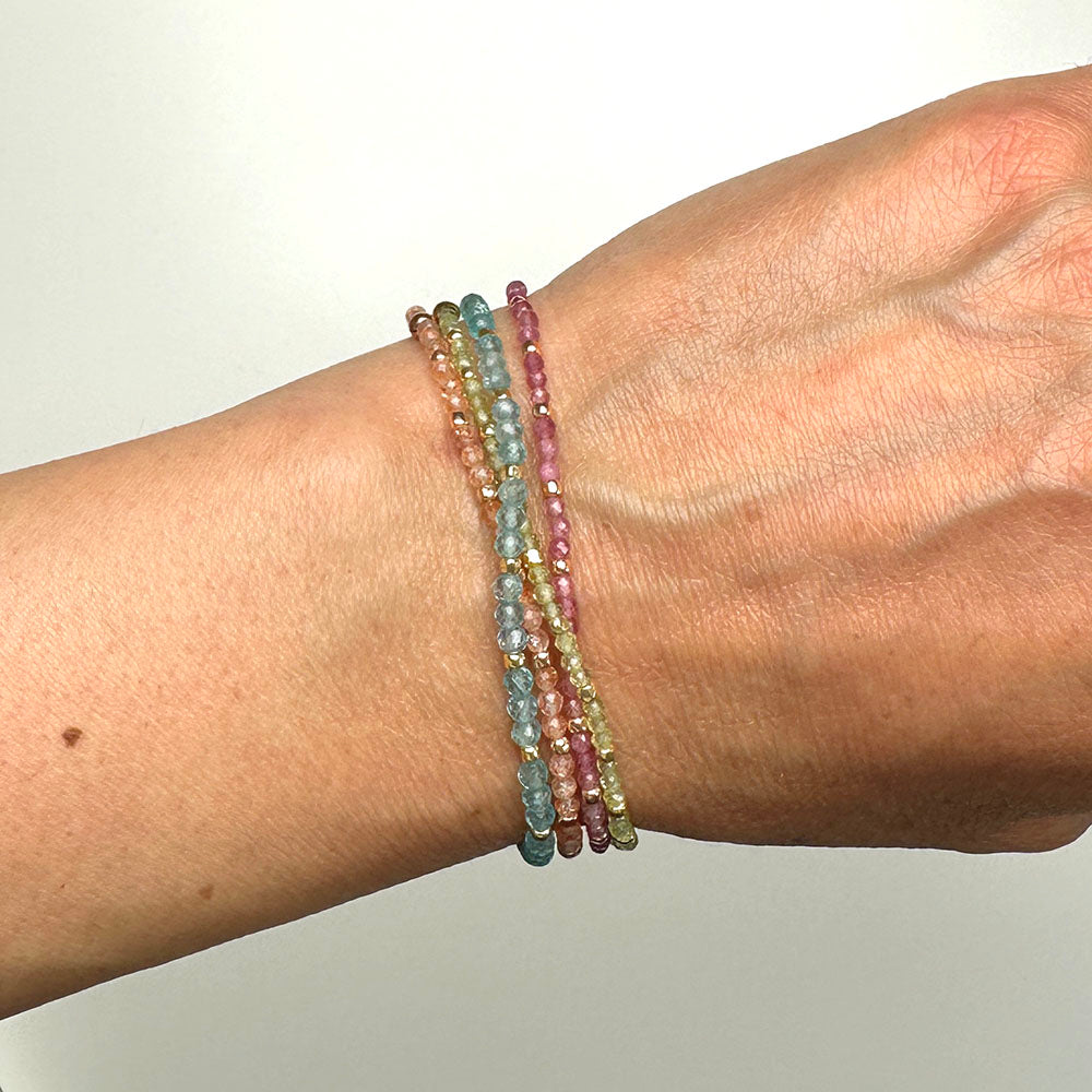 Stretch Bracelet with Peridot and Metallic Nugget Beads