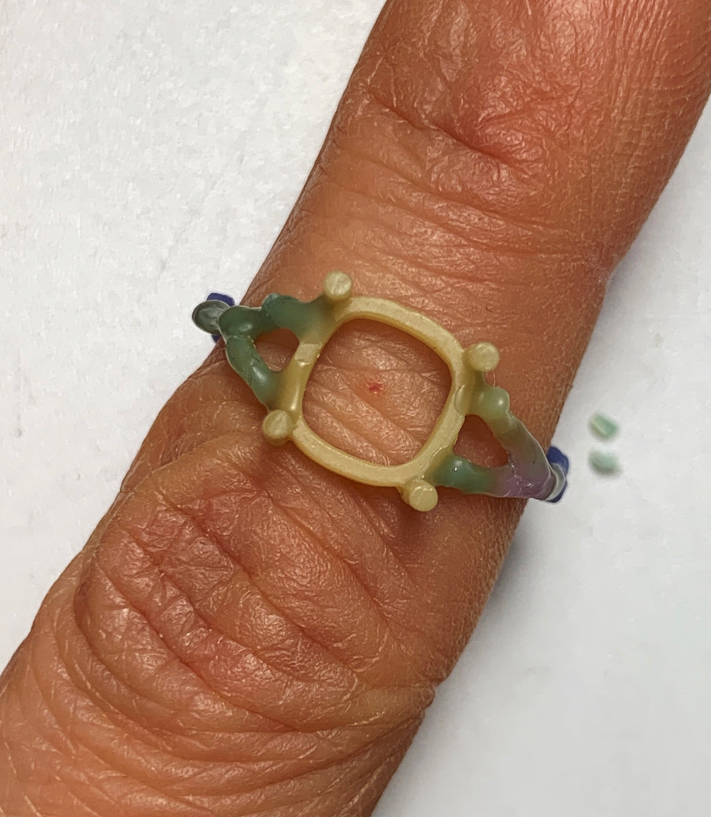 Twig Ring with White Topaz in 14 carat Gold