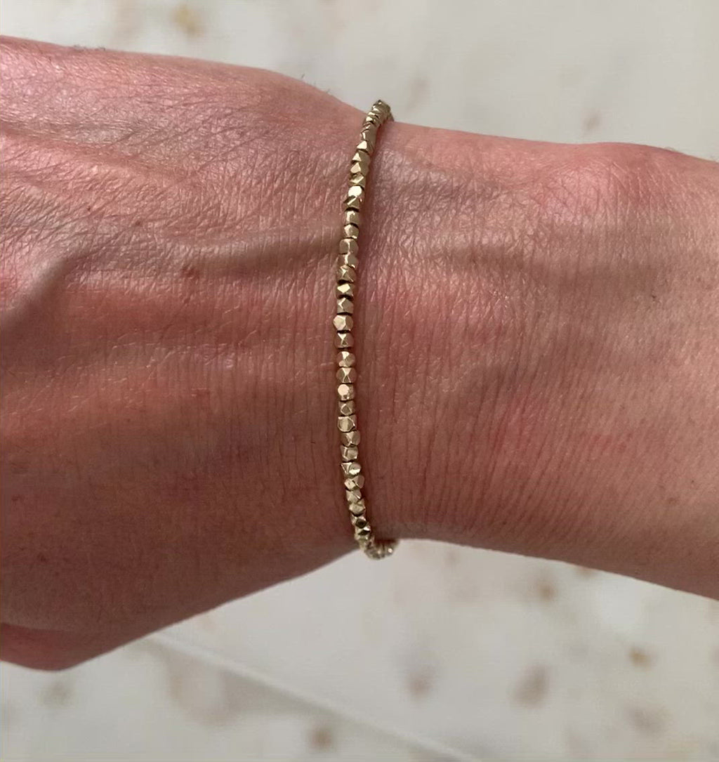 Nugget Bead Bracelet in 9 carat gold - full bracelet