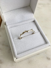 Load image into Gallery viewer, Willow Twig Contour Ring with Buds

