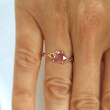 Load image into Gallery viewer, Twig Ring in solid gold with rose cut pink Ceylon sapphire
