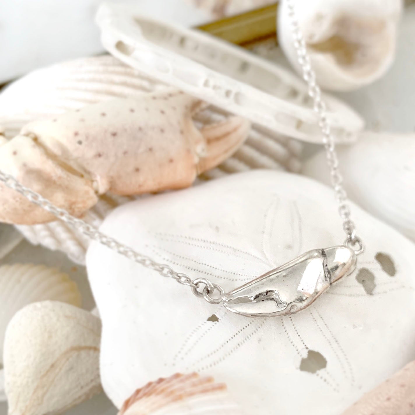 Paradiso Crab Claw Necklace