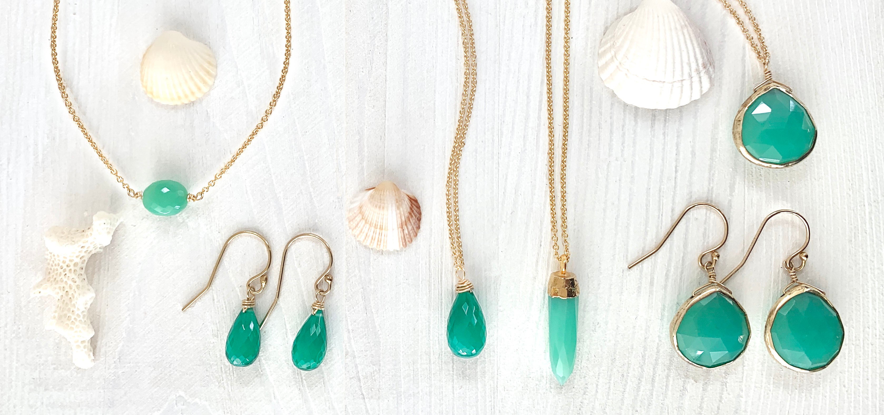 Green onyx drop earrings