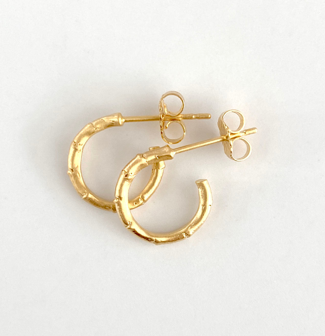 Hebe Twig Small Hoop Earrings