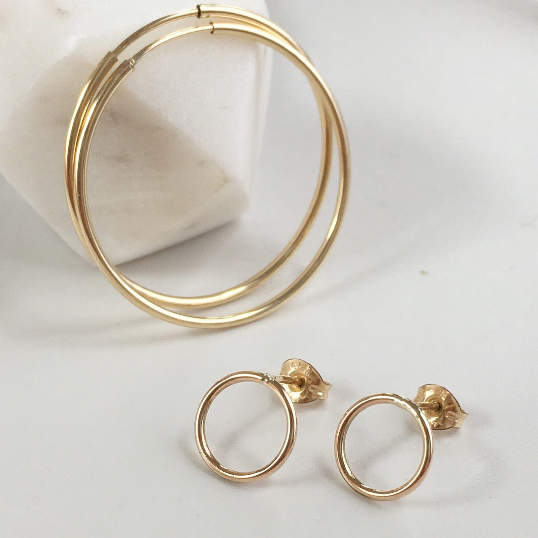 Open Circle Stud Earrings in 9 Carat Gold