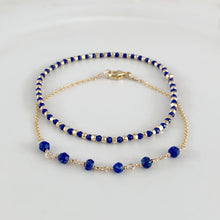 Load image into Gallery viewer, Dainty Stretch Bracelet with lapis lazuli and metallic glass beads
