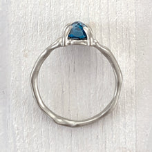Load image into Gallery viewer, Twig Ring with London Blue Topaz Oval Cabochon in 14 carat Gold
