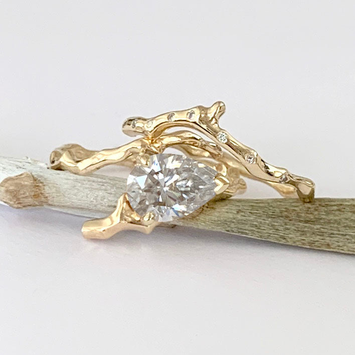Twig Engagement Ring in 18 Carat Gold and Pear Cut Diamond