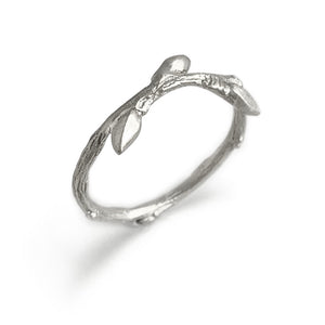 Willow Twig Contour Ring with Buds